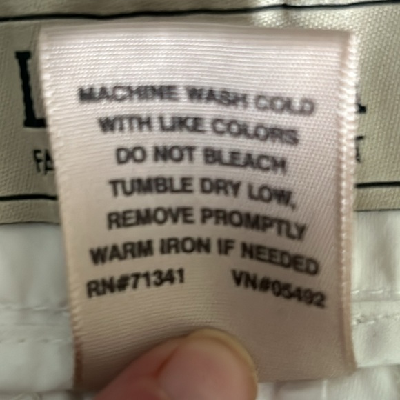 L.L. Bean 8 Regular White Shorts - Picture 9 of 10